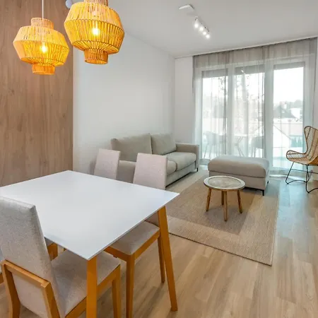 Platan Apartman By Hellobalatonlelle * Balatonboglár