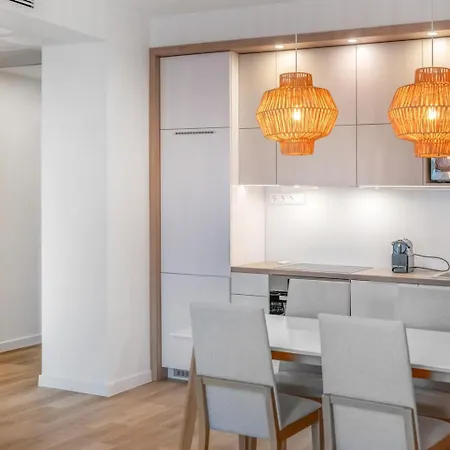 Platan Apartman By Hellobalatonlelle Apartamento *