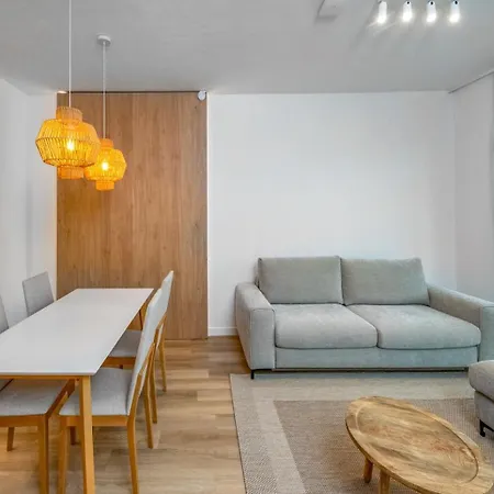 Apartamento Platan Apartman By Hellobalatonlelle