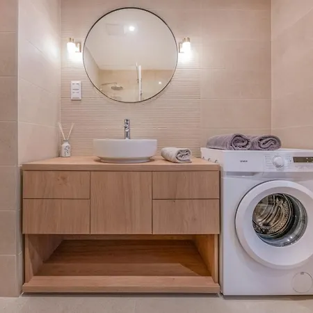 Apartamento Platan Apartman By Hellobalatonlelle *