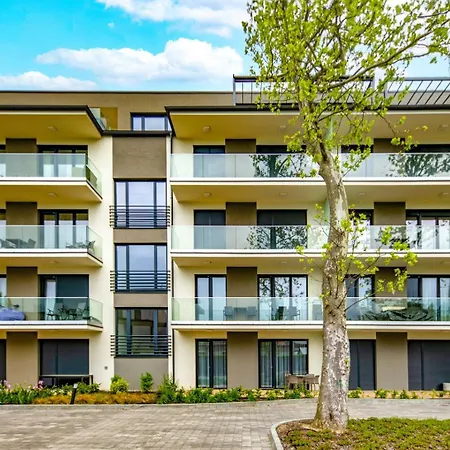 Platan Apartman By Hellobalatonlelle شقة Balatonboglár