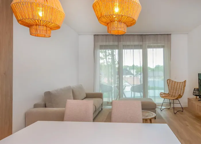Platan Apartman By Hellobalatonlelle *