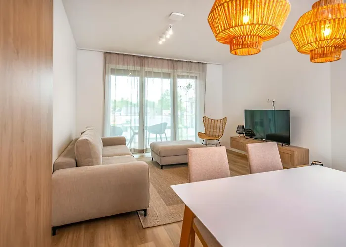 Platan Apartman By Hellobalatonlelle Apartman *