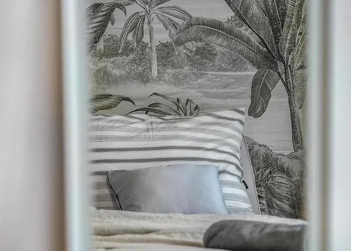 Platan Apartman By Hellobalatonlelle Apartman *