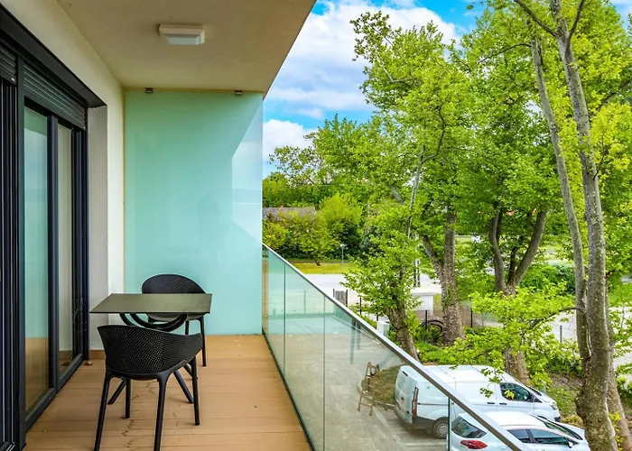 Apartman Platan Apartman By Hellobalatonlelle *